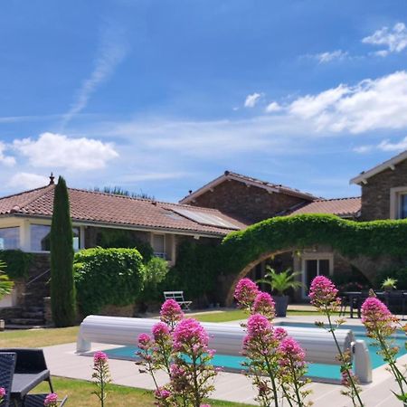 לינה וארוחת בוקר Saint-Joseph  Relais De Navon מראה חיצוני תמונה